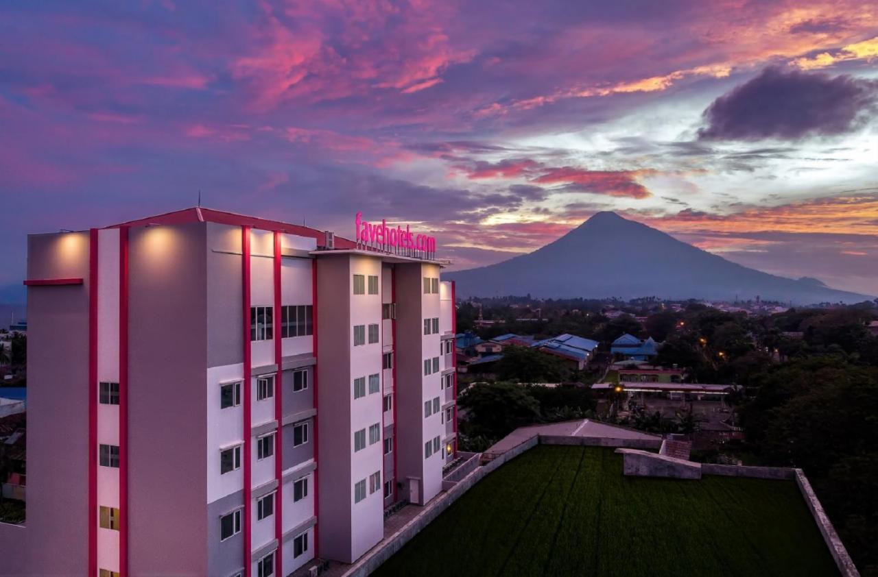 favehotel Bitung Exterior foto